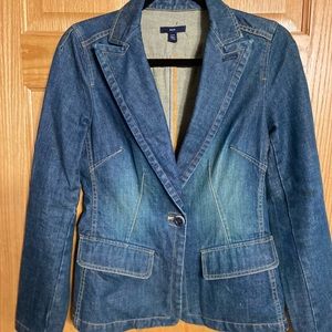 Ladies Gap jean jacket/blazer